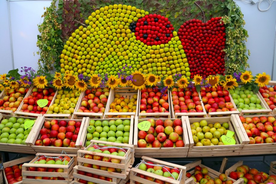 Ярмарка овощей и фруктов