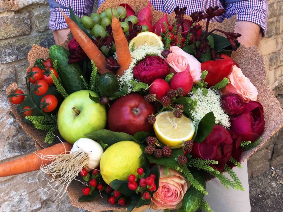 Овощной цветочный букет