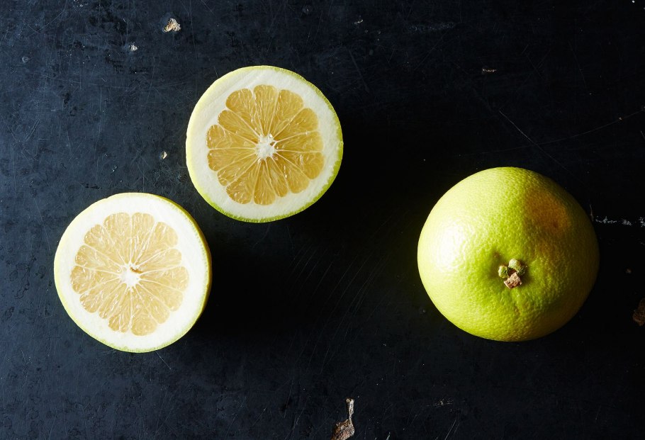 Зеленый цитрусовый фрукт Свити