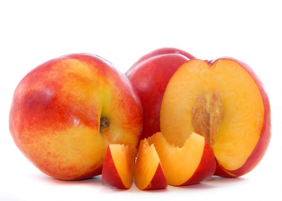 Нектарин фрукт