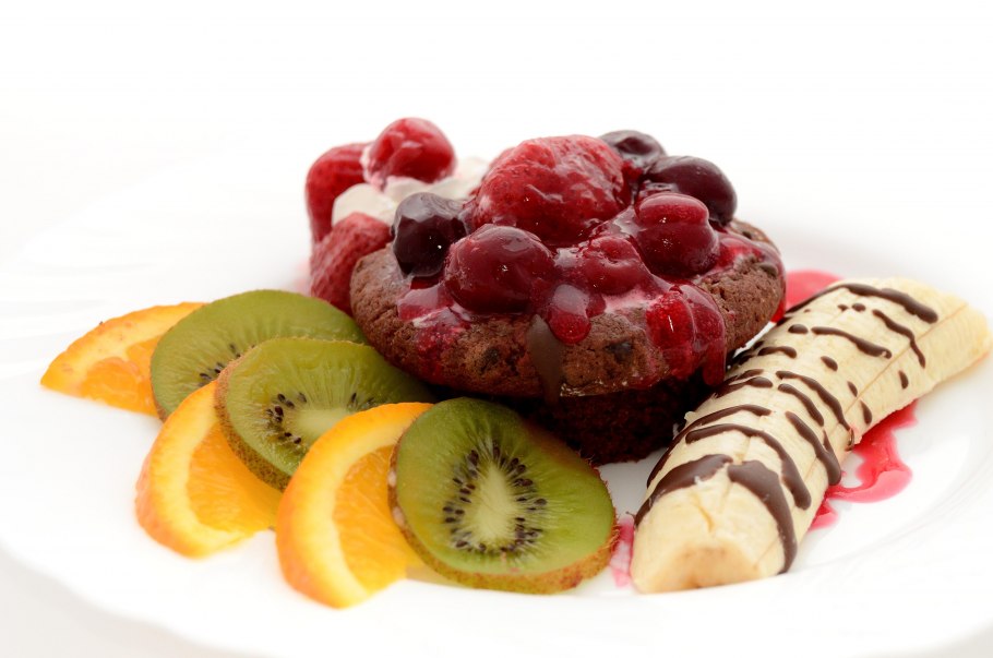 Десерт из фруктов