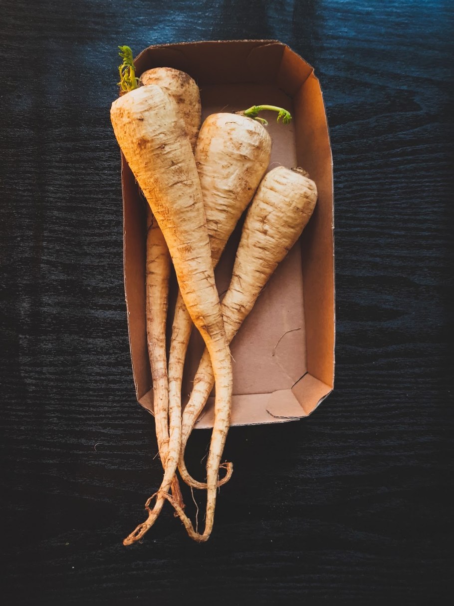 Пастернак зелень