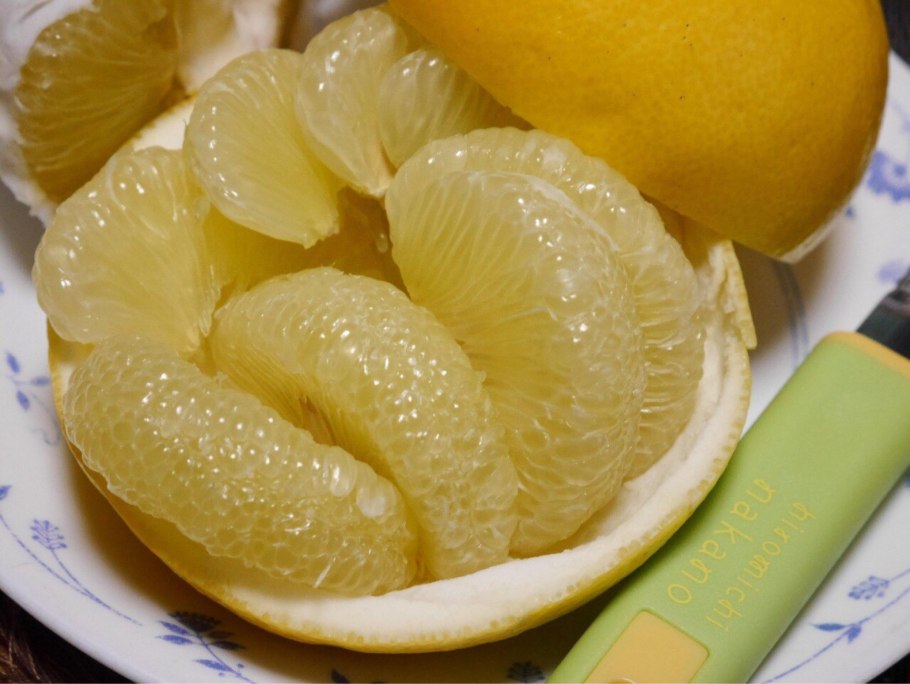 Помело это гибрид