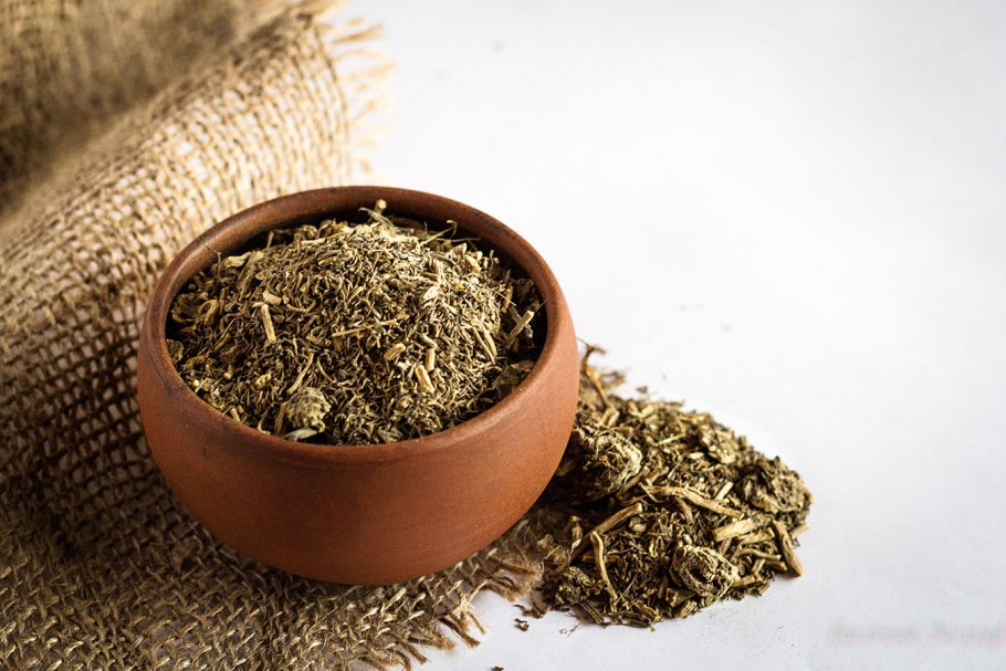 Валерианы лекарственной корневища с корнями