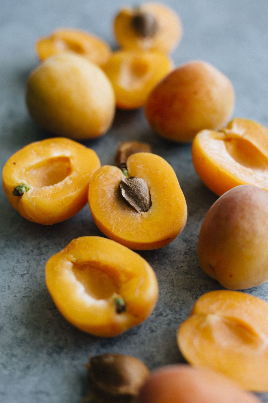 Урюк Таджикистана сушеный