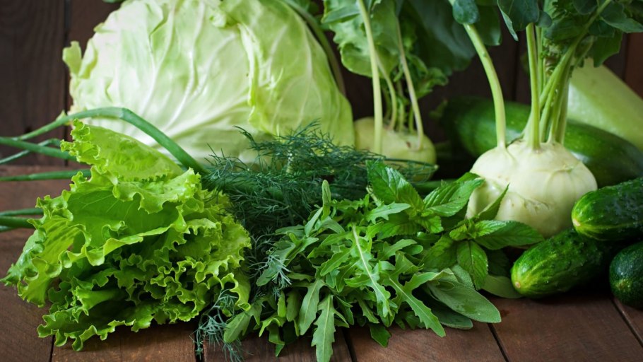 Полезная зелень и овощи