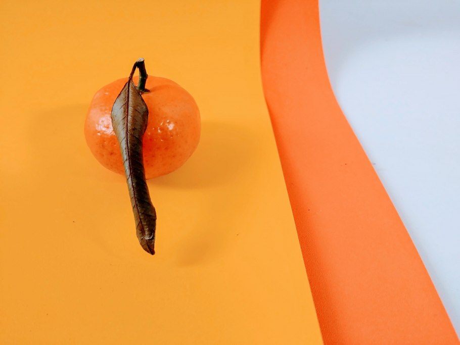 Фрукт мандарин