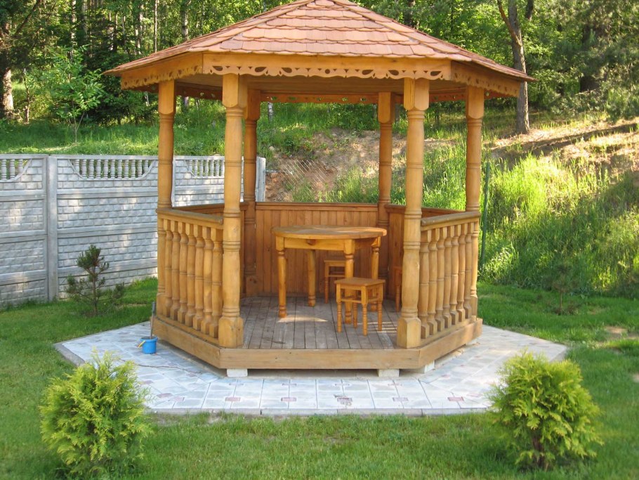 Беседки из дерева