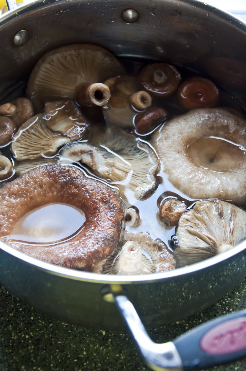 Грибы грузди белянки