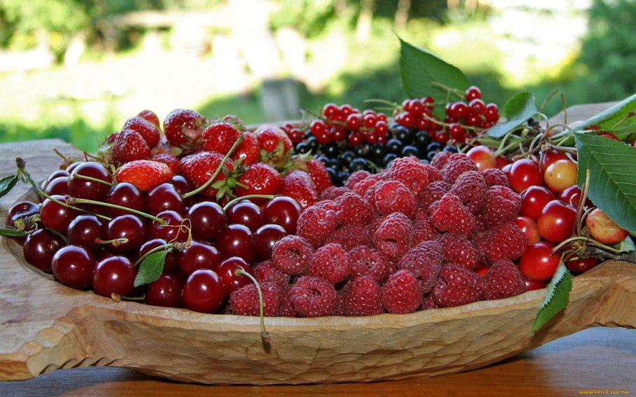 Июль ягоды