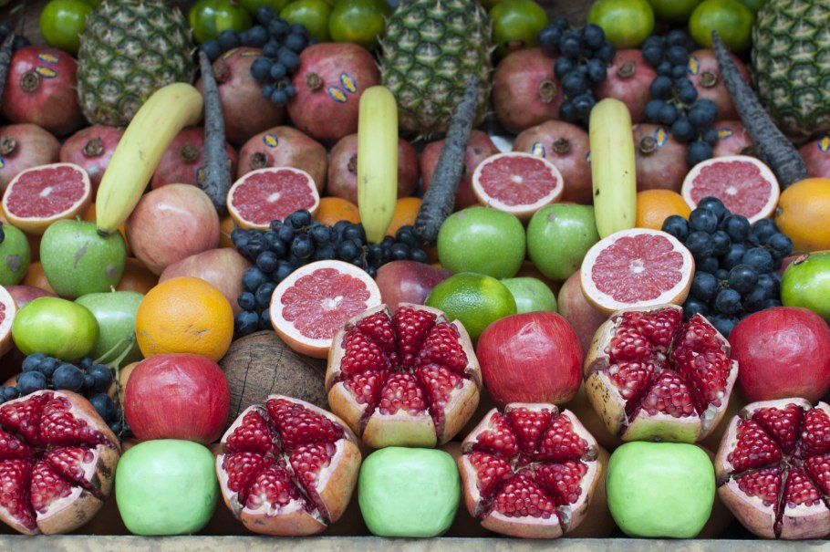 Импортные фрукты