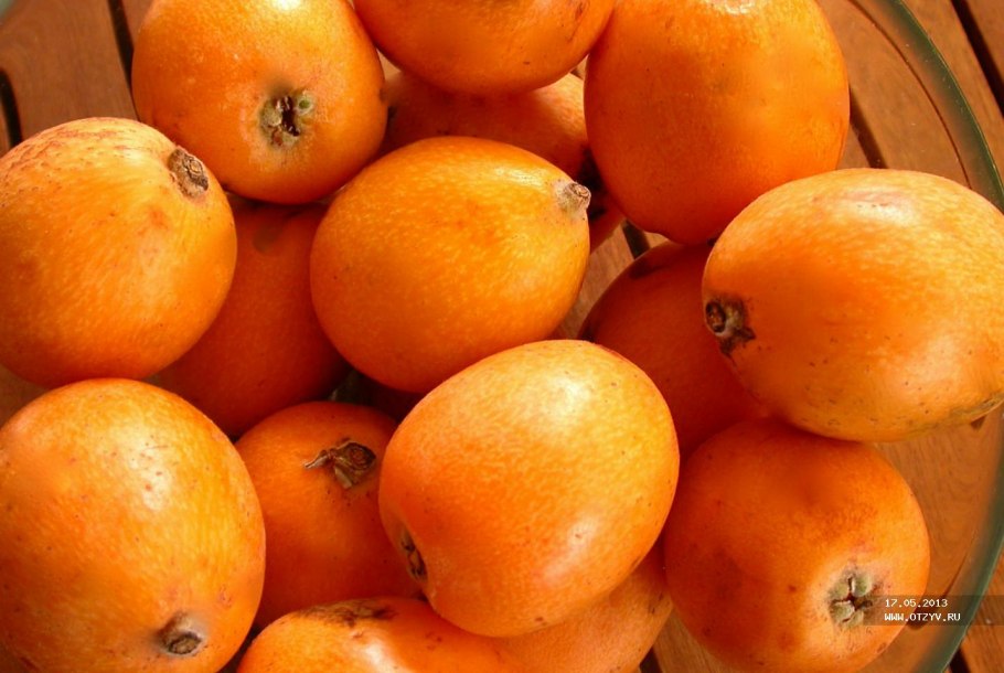 Оранжевый фрукт с Кавказа