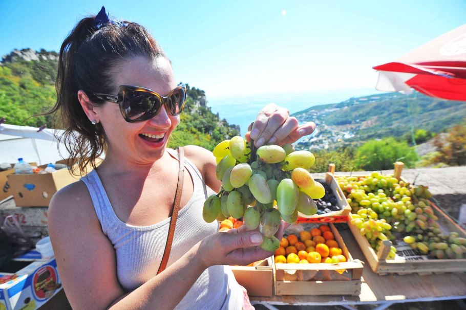 Фрукты на черном море