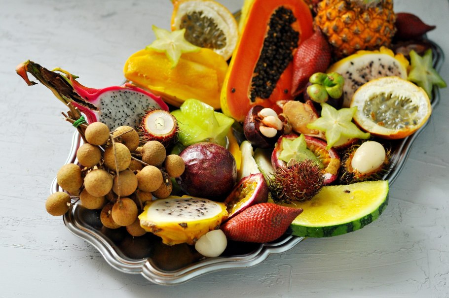 Гладкий фрукт