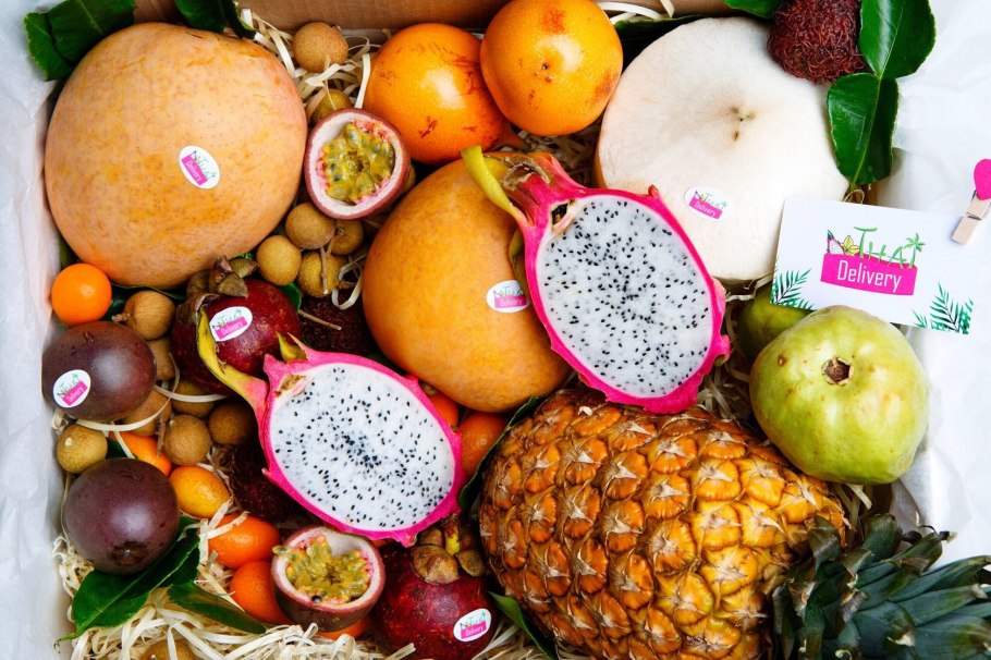 Экзотические фрукты море