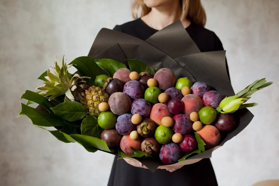 Фруктовый букет