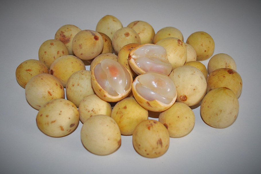 Лонгконг фрукт