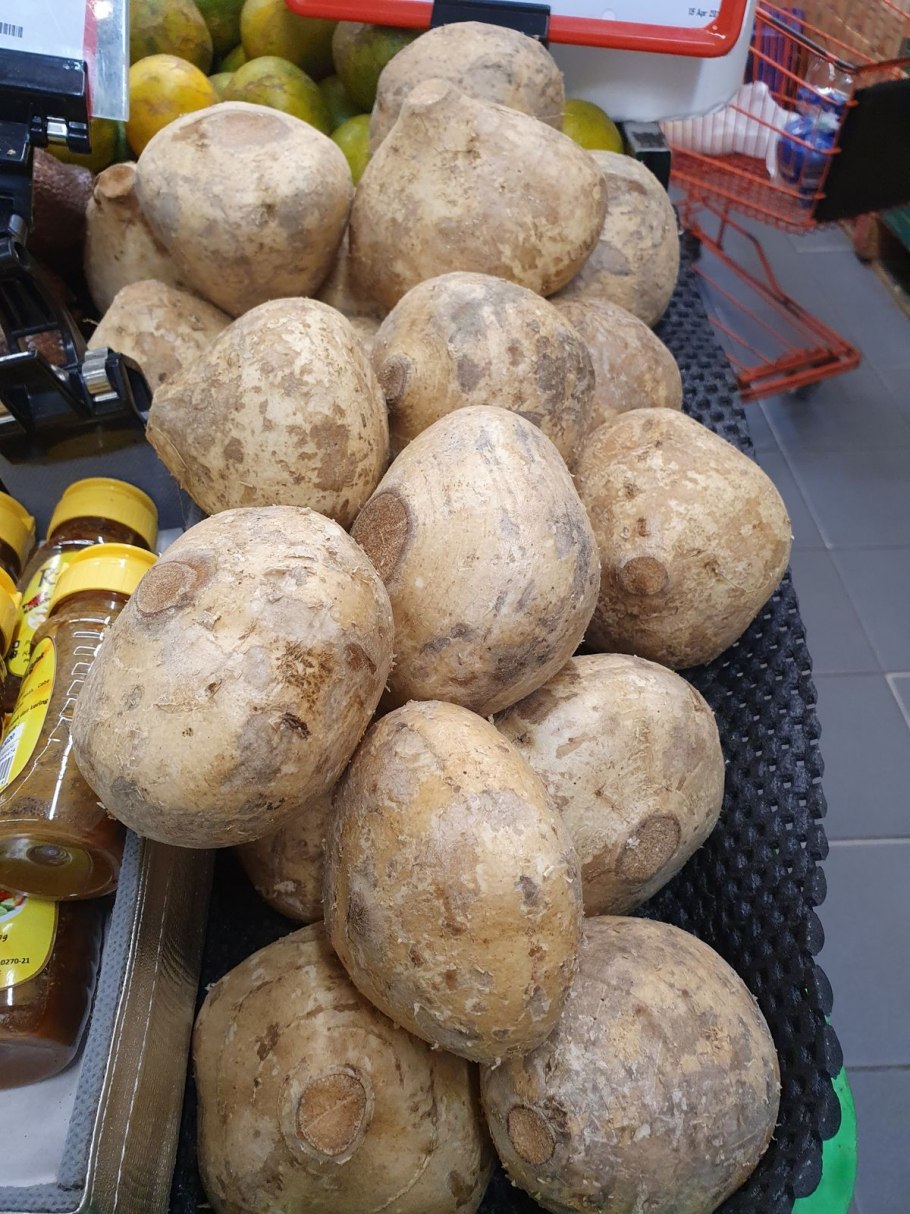 Яичный фрукт