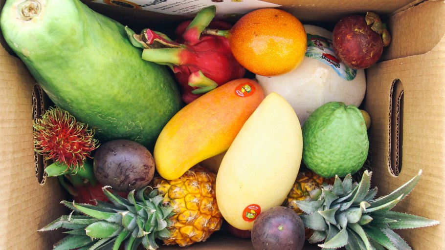 Заморские фрукты и овощи