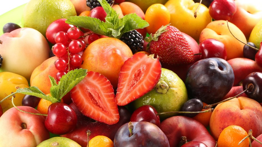 Фрукты и ягоды