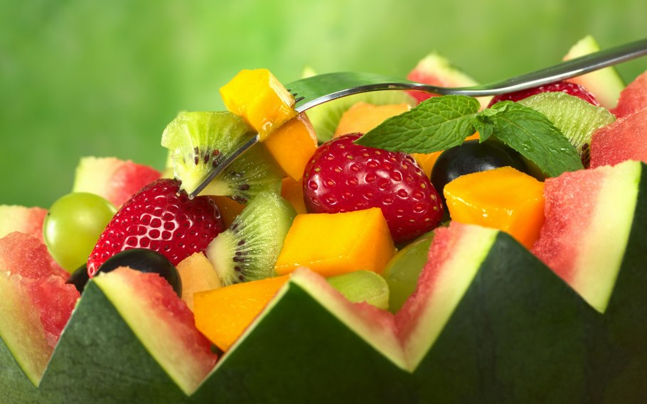 Яркие фрукты