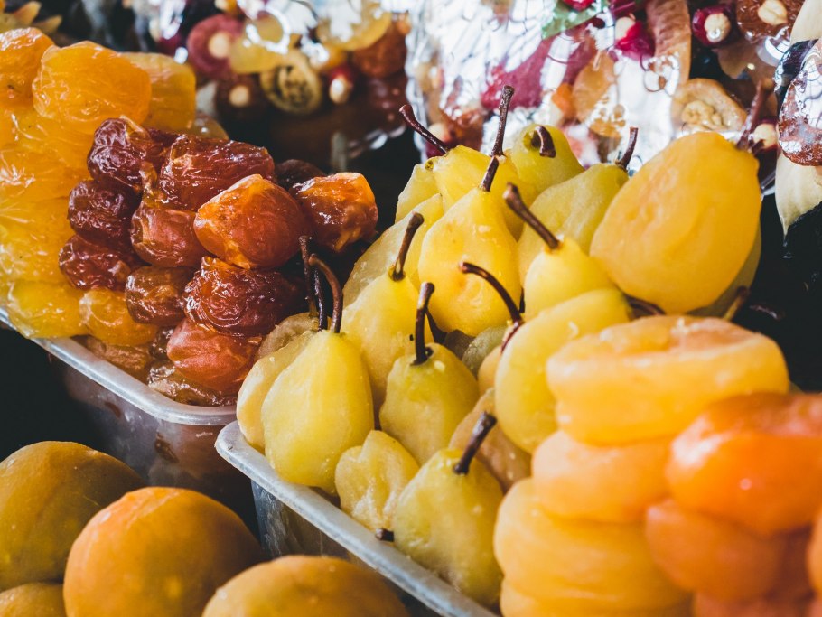 Рынок в Армении сухофрукты