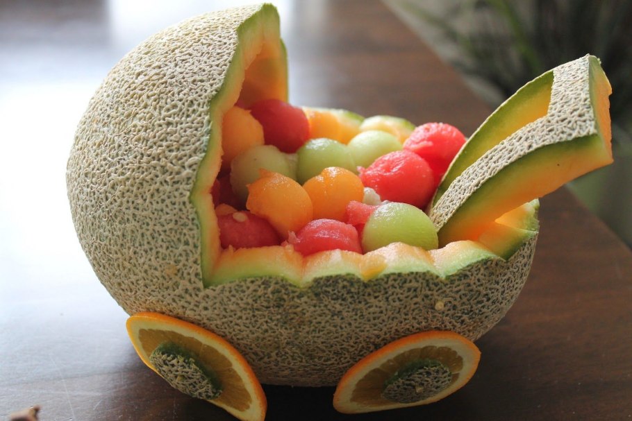 Шарики из арбуза и дыни