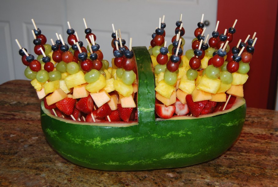 Украшения из арбуза