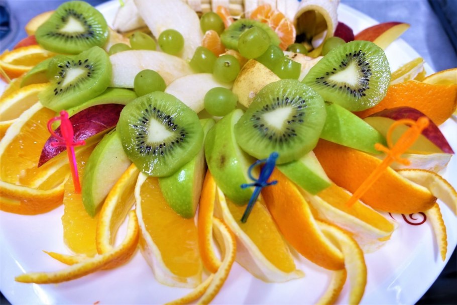 Красивая нарезка фруктов
