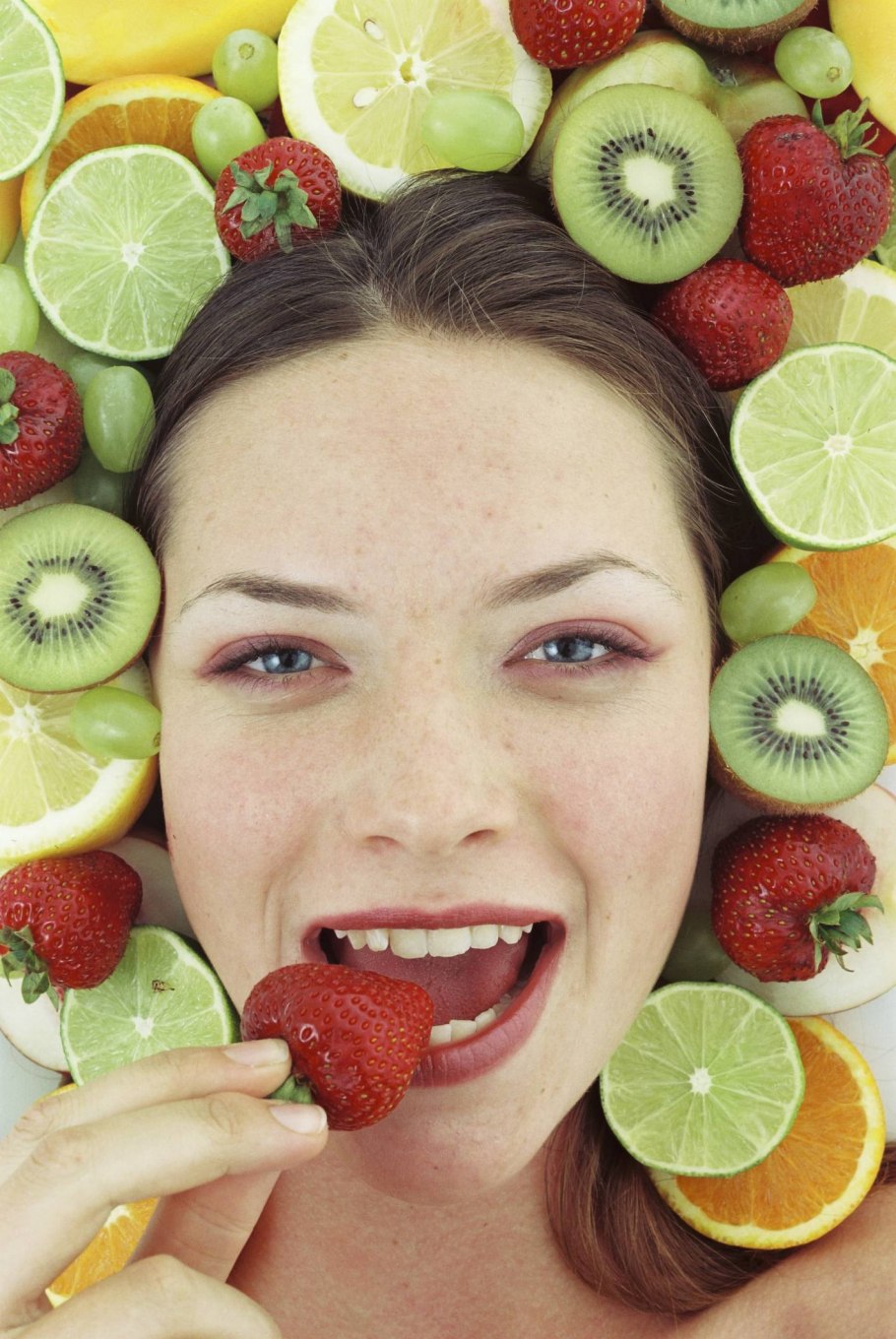 Фрукты с лицами