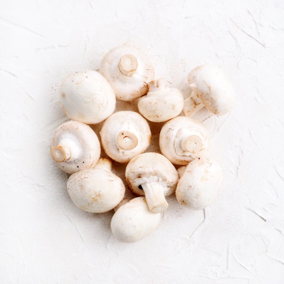 Шампиньоны лук репчатый