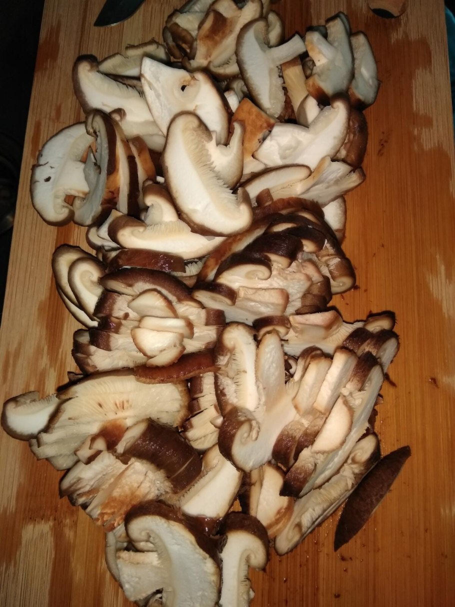 Китайский гриб в воде