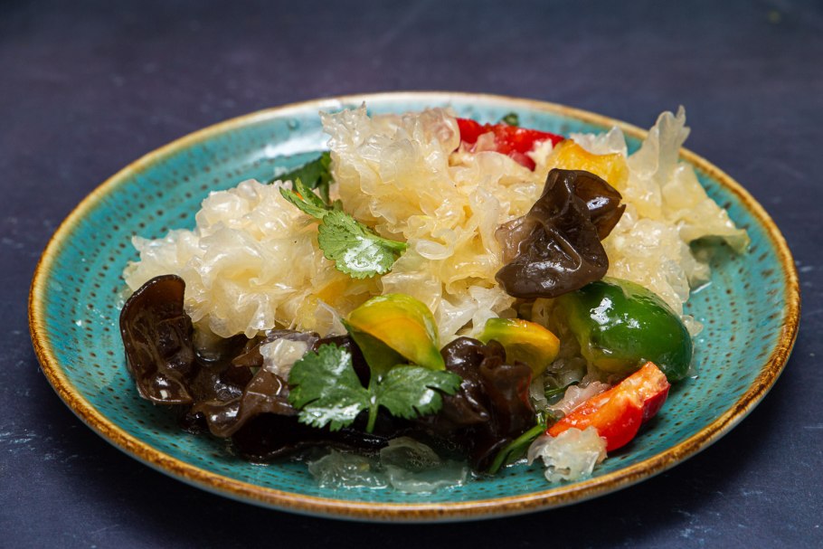 Древесные грибы китайская кухня