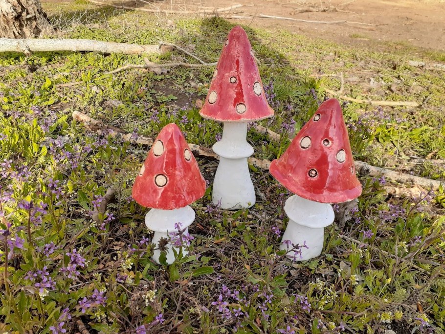 Грибы из подручных материалов