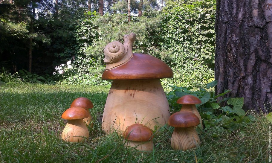 Фигуры из дерева для сада