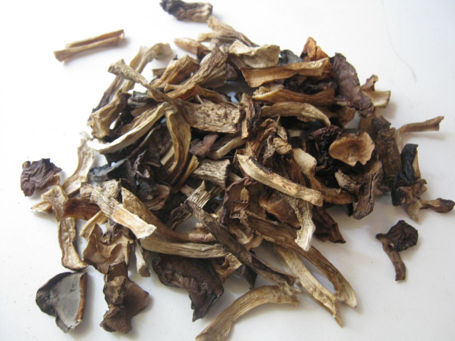 Сухие грибы