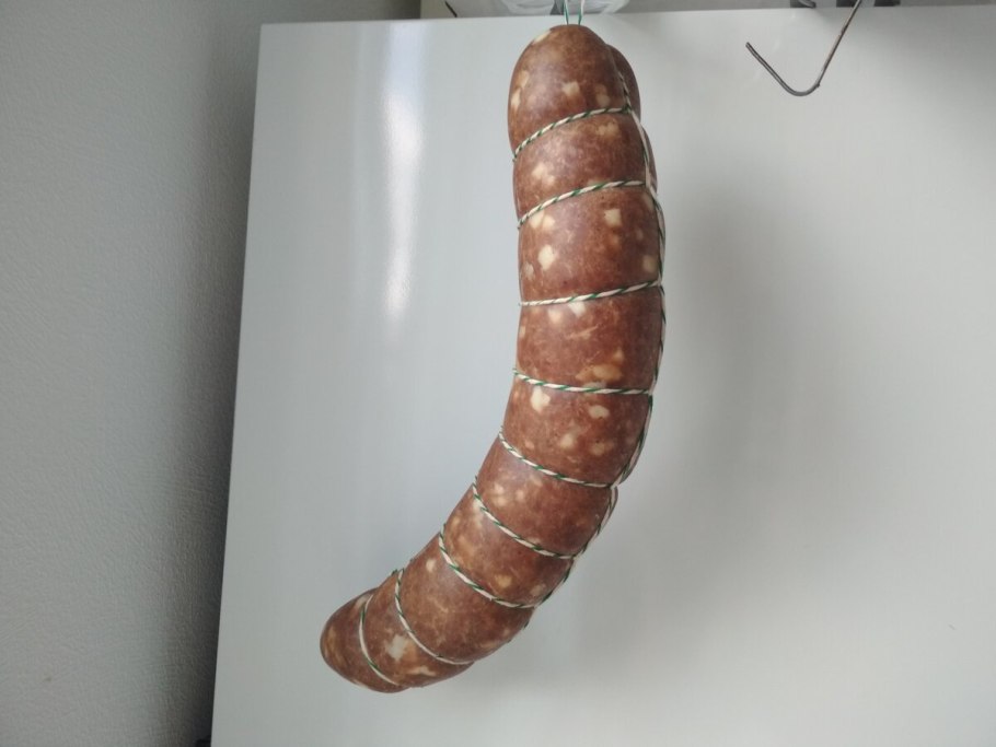 Колбаса из грудинки свиной