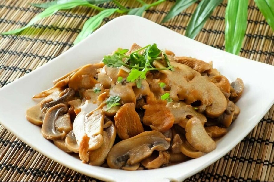 Свинина с шампиньонами