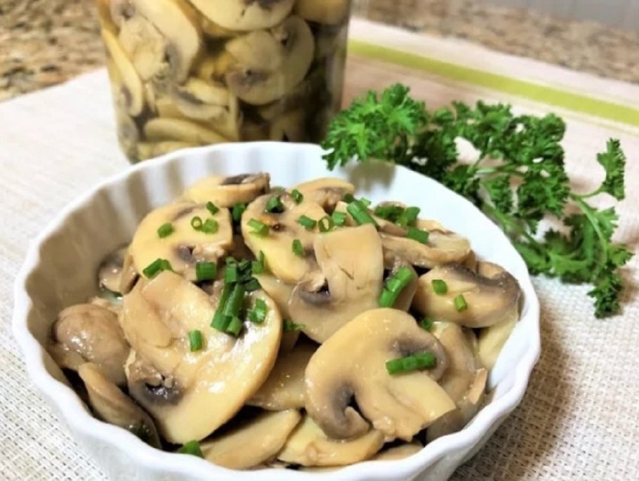 Маринованные шампиньоны
