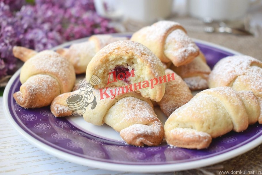 Рогатик Оленьи рожки гриб