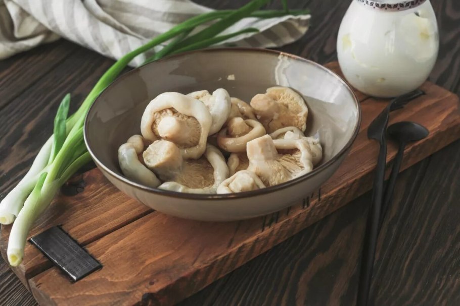 Вареные грузди