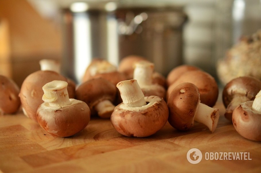 Коричневые шампиньоны
