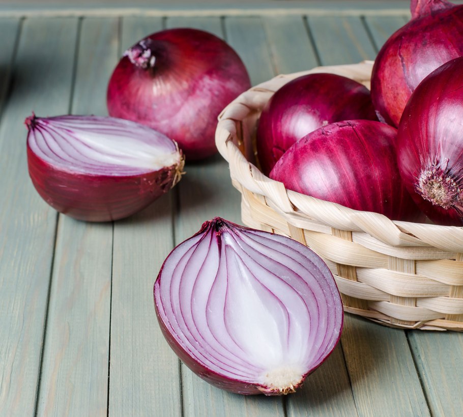 Лук севок на репку