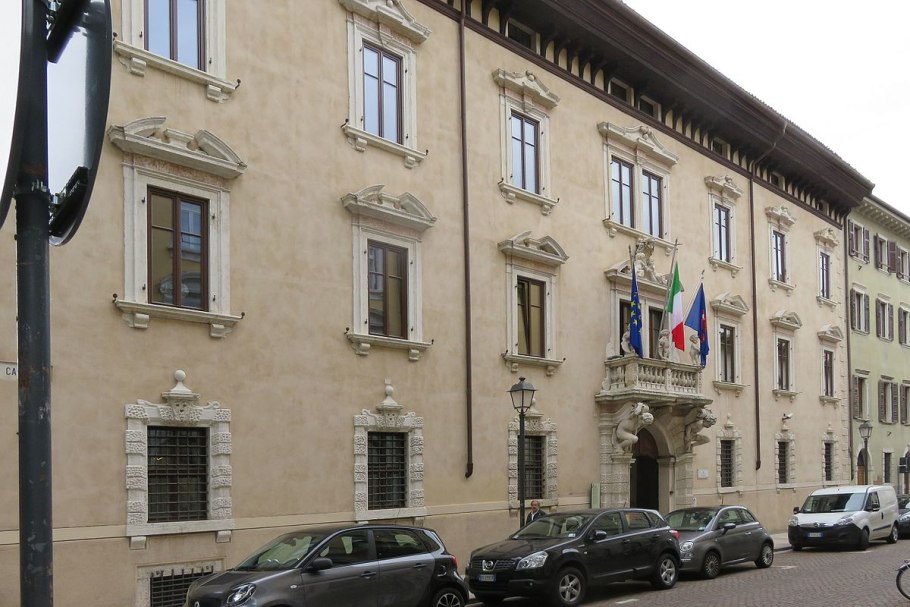 PV контроллер заряда ls1024rp