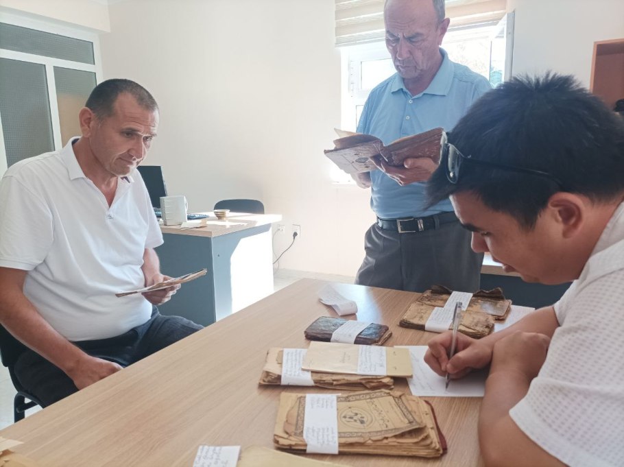 Давлат тошев художник