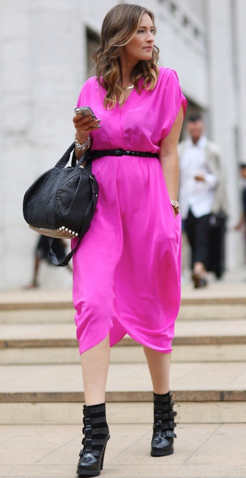 Модные образы розовый