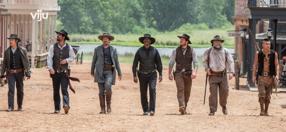 Великолепная семерка 2016 Постер