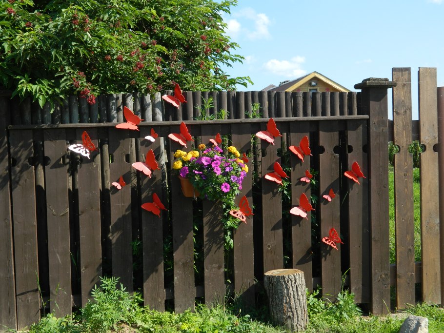 Пергола увитая зеленью