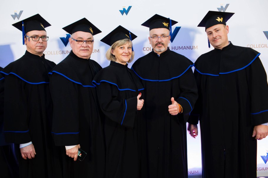 Фуксия гибридная ампельная