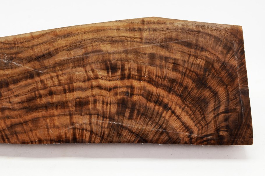 Миндаль золотой Узбекистан